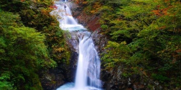 Nanatsugama-Godan-no-Taki nishizawa valley