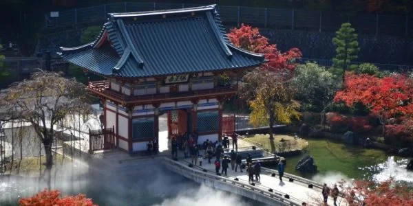 Minō – A City Great for Onsen & Nature Getaways from Osaka Katsuoji-Front-Gate-Osaka-Japan