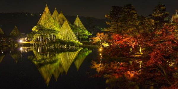 Kenrokuen – Explore Japan’s Most Famous Garden Kenrokuen-Garden-Light-up-Kanazawa-Ishikawa-Japan