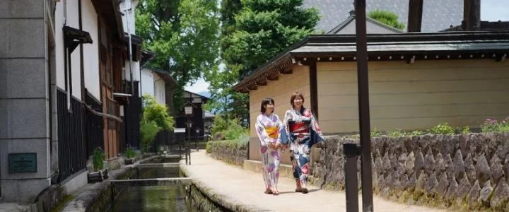 Hida Furukawa – A Quaint Town The Movie Your Name Is Based On Shirakabe-Dozogai-Street-Setogawa-Canal-Hida-Furukawa-Gifu-Japan