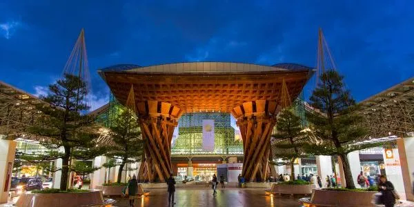Your Ultimate Kanazawa Travel Guide Tsuzumi-mon-Gate-Kanazawa-Ishikawa-Japan