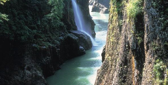 Hakusan City – A Paradise for Hikers and Paragliders Tedori-Gorge-Hakusan-Ishikawa-Japan
