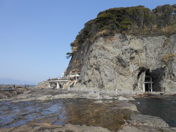 Enoshima-Iwaya-Caves-Fujisawa-Kanagawa-Japan-1