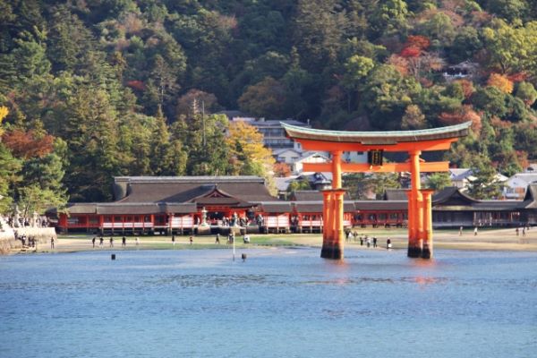 Itsukushima-Shrine-Miyajima-Japan
