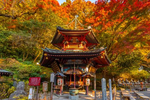 Rokakudo-Mizusawa-Temple-Shibusawa-Gunma-Japan