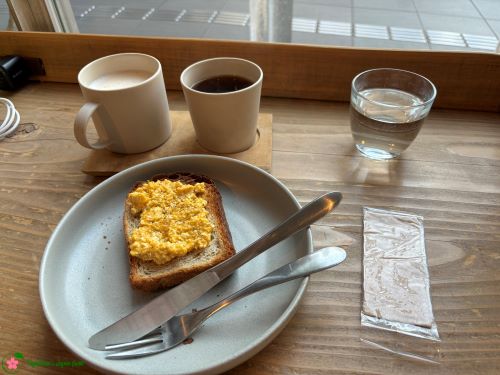 Vegan-Egg-Toast-and-Coffee-at-COYOTE-the-ordinary-shop-Kyoto-Vegan-Cafe